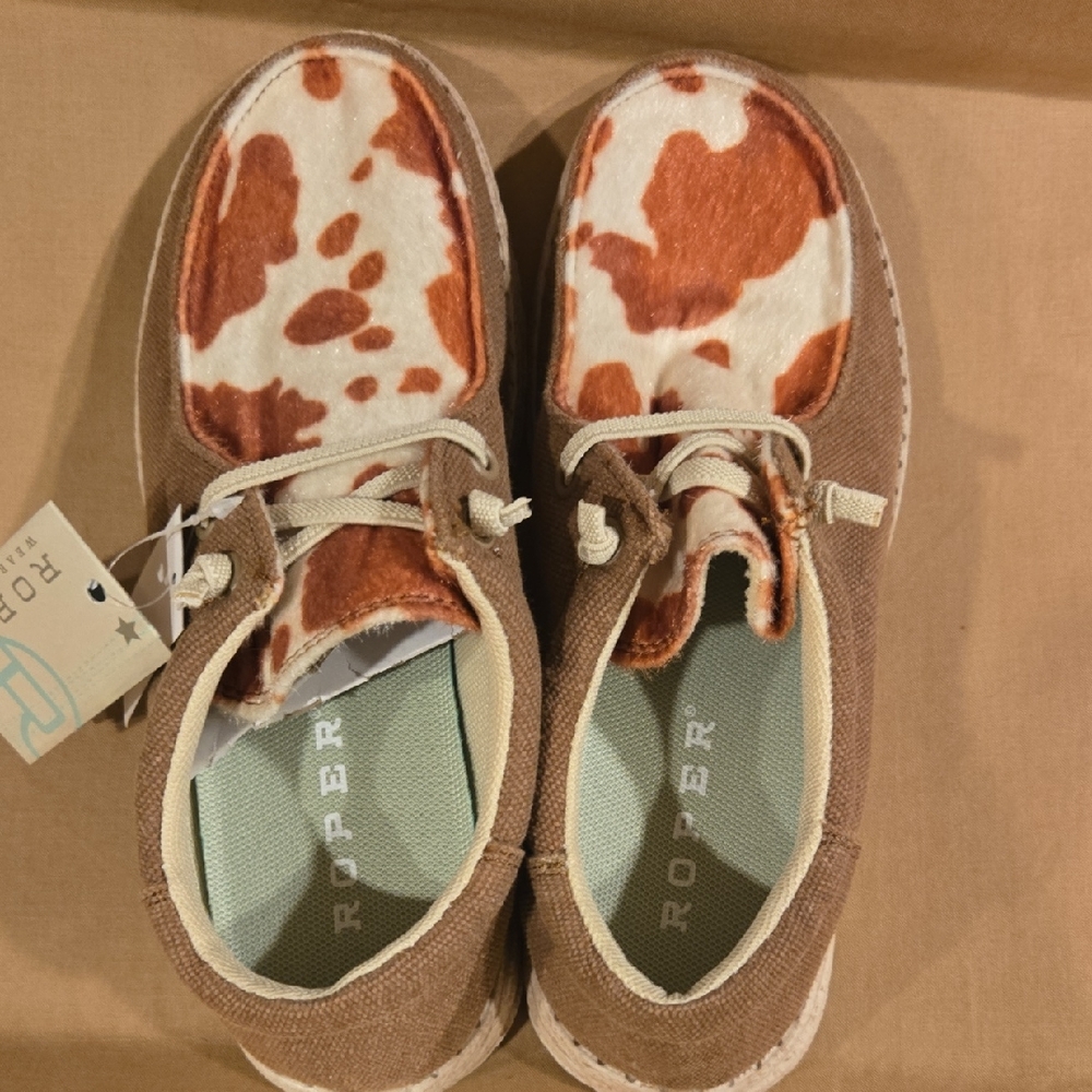 Roper Women’s Cow Print Casual Shoes – Size 5.5 – New with Tags